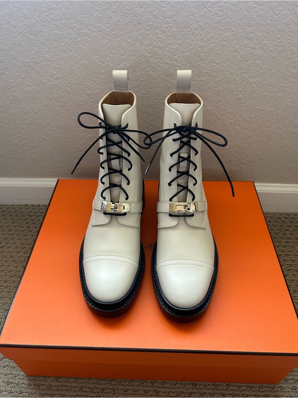 Hermes Funk Lace-up Combat Ankle Boots with interchangeable laces 🔥